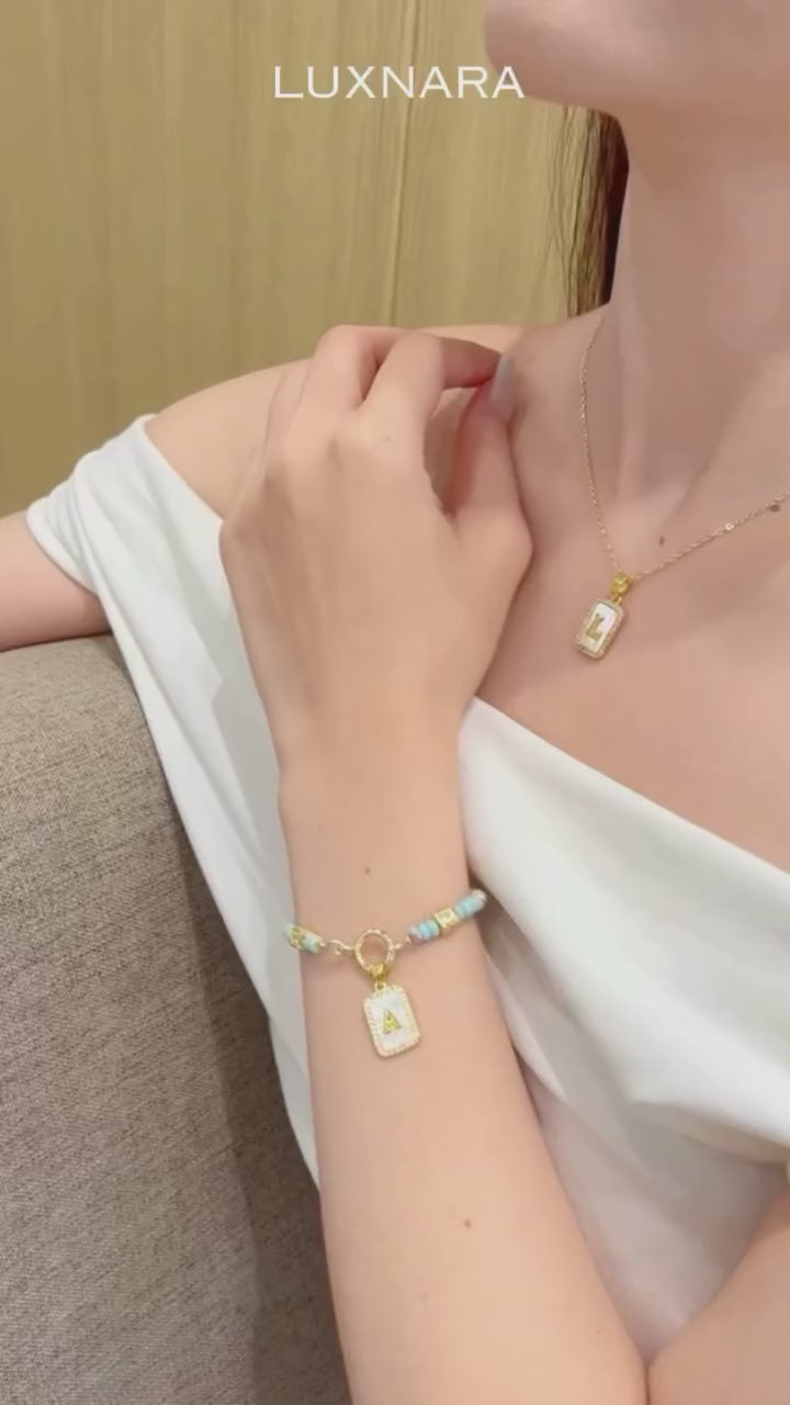 Charm Petite Necklace - Golden Sandstone